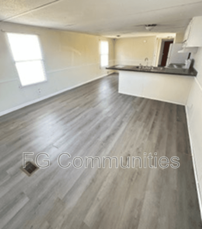Morganton House: 1800 Bradford Dr