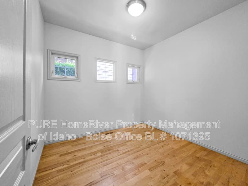 Boise House: 419 W Hale St