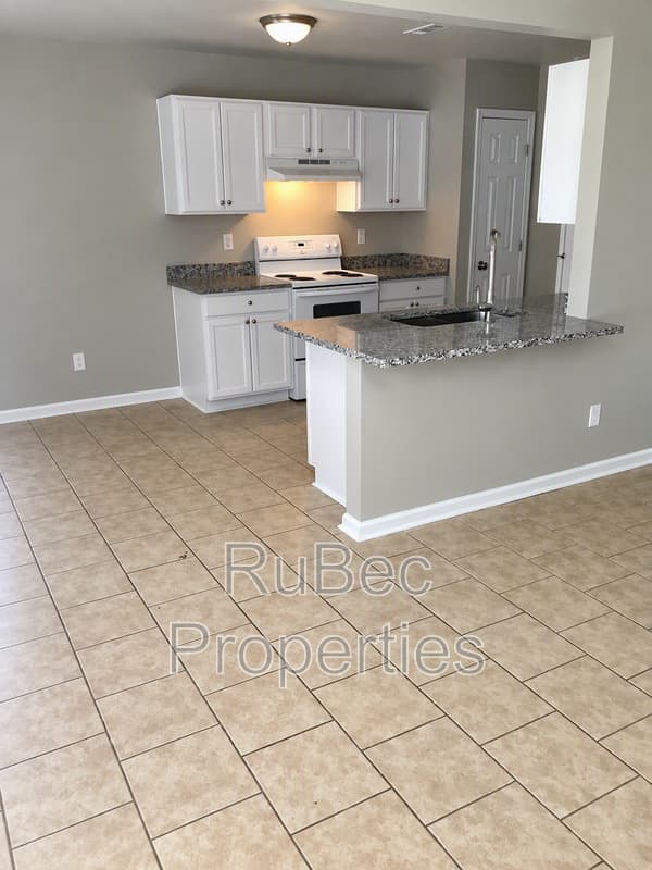 Charlotte Townhome: 5431 Eneida Sue Dr