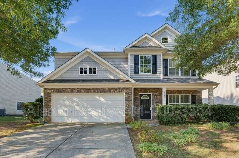 Charlotte House: 9926 Barrands Ln