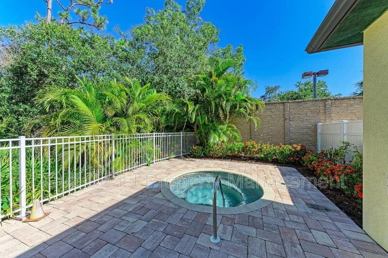 Lakewood Ranch Townhome: 7720 Hidden Creek Loop