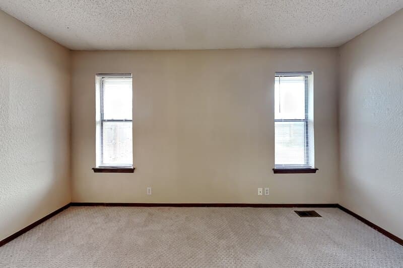 Edmond House: 2200 Sandy Creek Trl