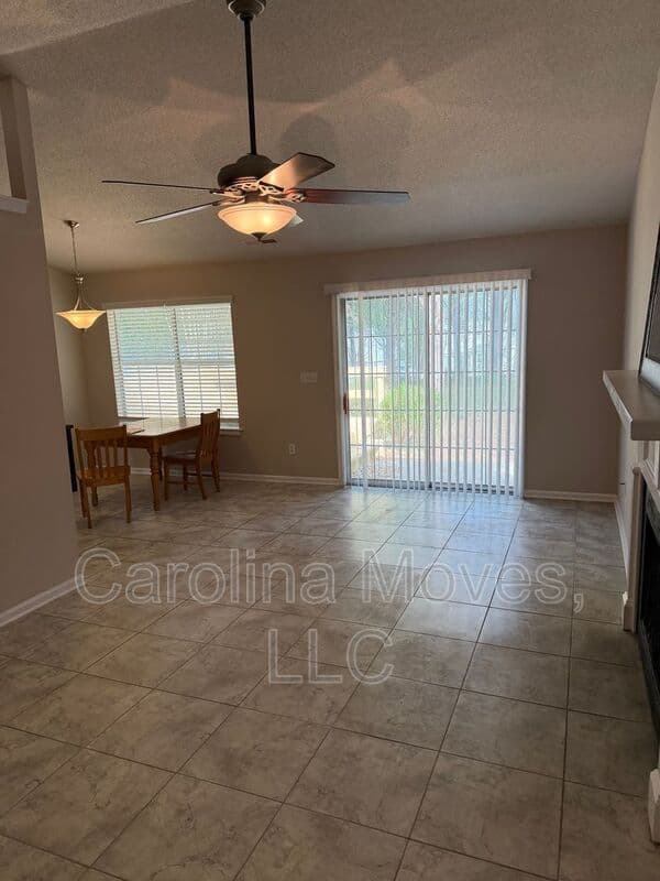 Simpsonville House: 124 W. Long Creek Ct.