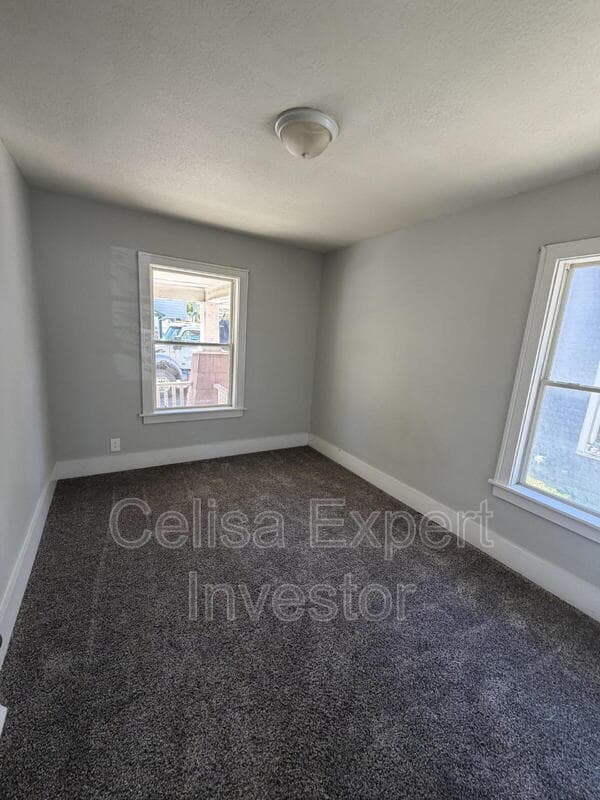Fort Wayne House: 704 West Dewald Street