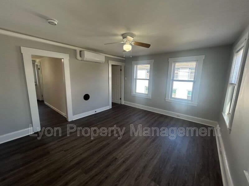 Putnam Condo: 338 Church St