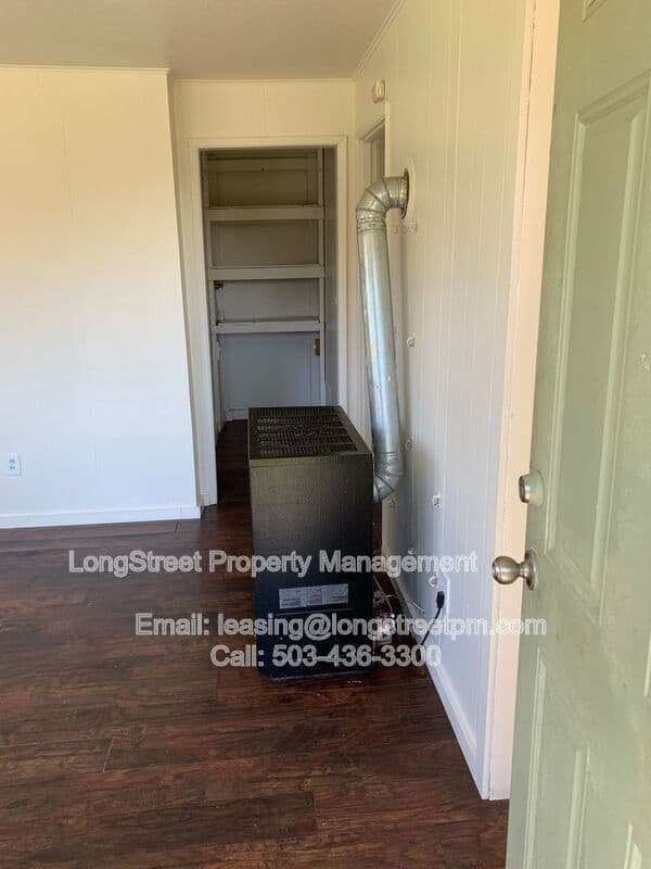 Corvallis House: 2425 SW Pickford