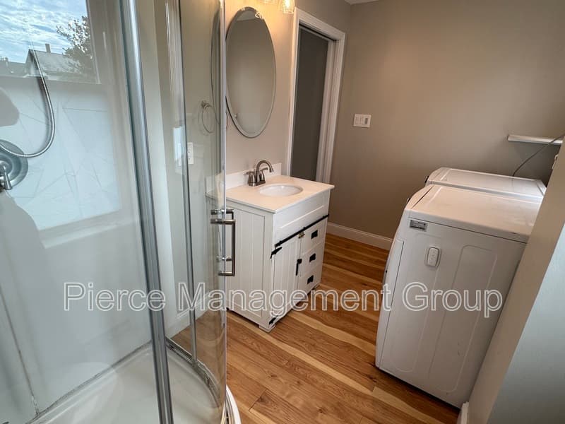 Manchester Condo: 4 Hazel Street