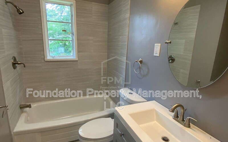 Memphis Condo: 1470 Ball Road