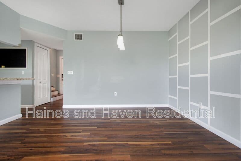 Davenport Townhome: 154 Orchid Dr