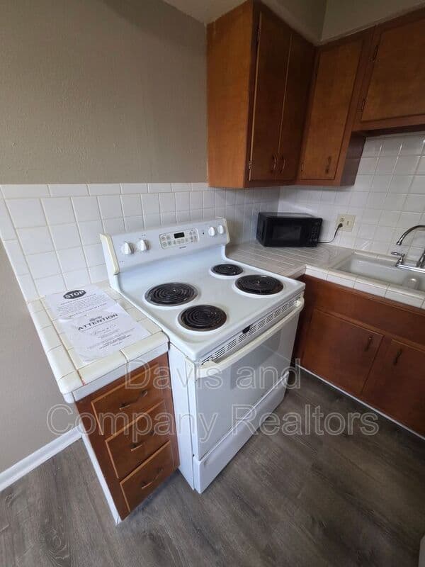 Midland Condo: 3001 W Ohio Ave