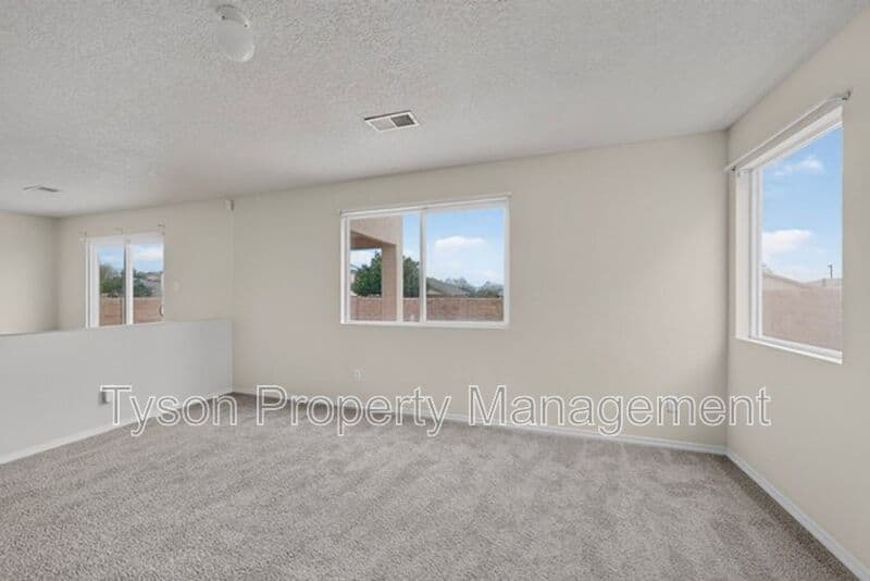Albuquerque House: 2736 Blue Sky St SW