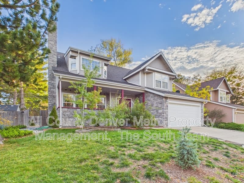 Aurora House: 14192 E Chenango Pl
