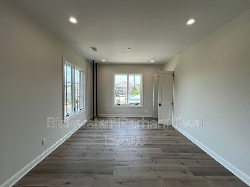 Columbus Condo: 6801 River Rd Building I