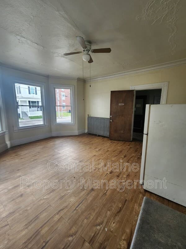 Lewiston Condo: 92 Pine Street