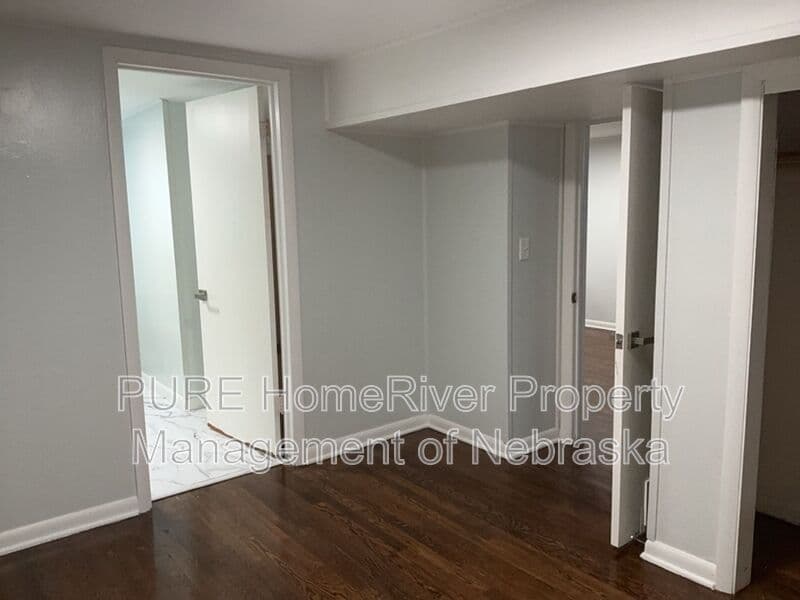 Omaha Condo: 1021 S 30th Ave