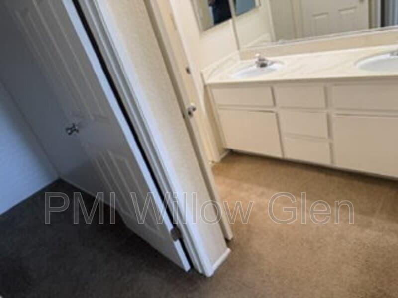 San Jose Townhome: 7379 Tulare Hill Drive