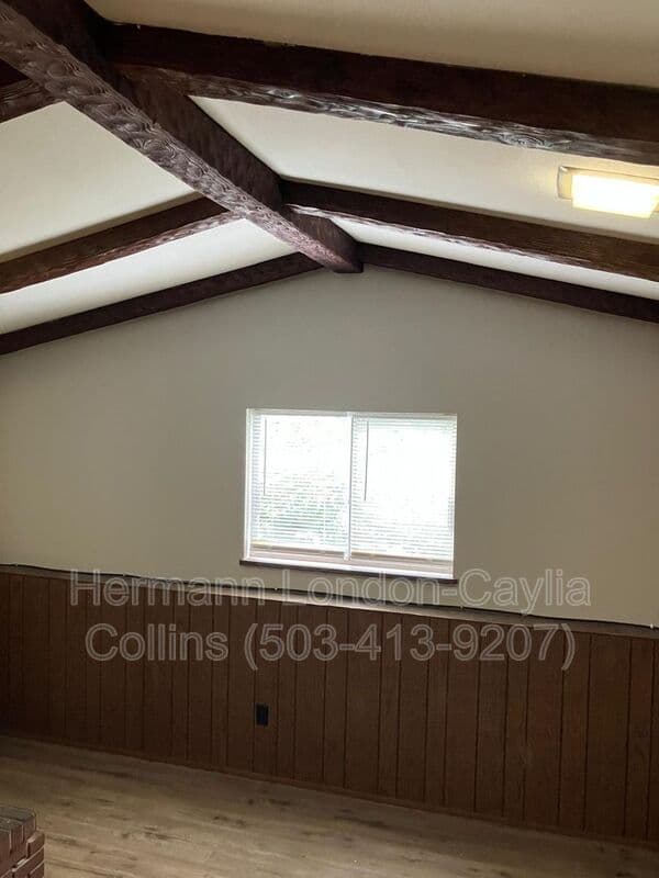 Saint Louis House: 9609 Dromore Court