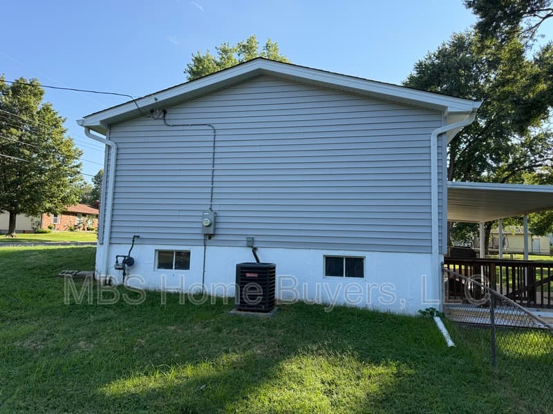 Florissant House: 1095 Boone Street