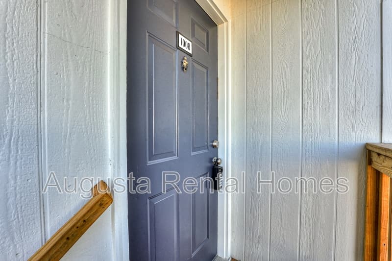 North Augusta Condo: 520 East Buena Vista Avenue - 1008