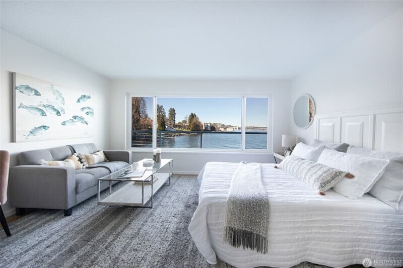 Seattle Condo: 1800 43rd Ave E