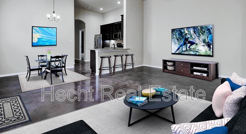Seguin Condo: Stanley Way - 1
