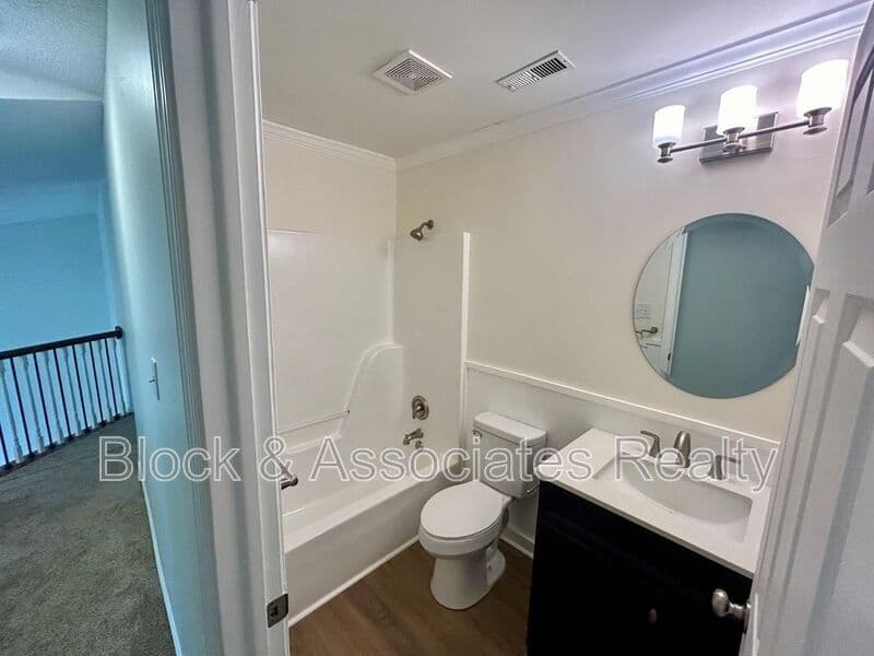 Wake Forest House: 232 Haywicke Place