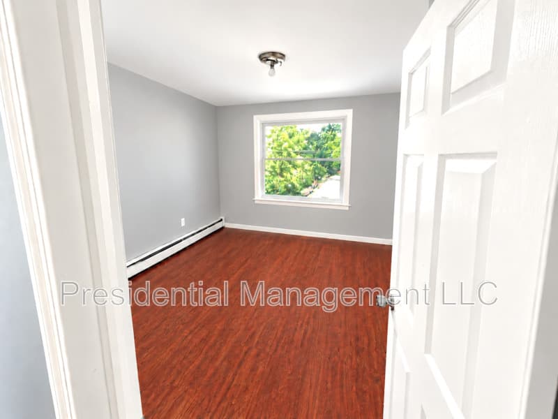Waterbury Condo: 1696 North Main St