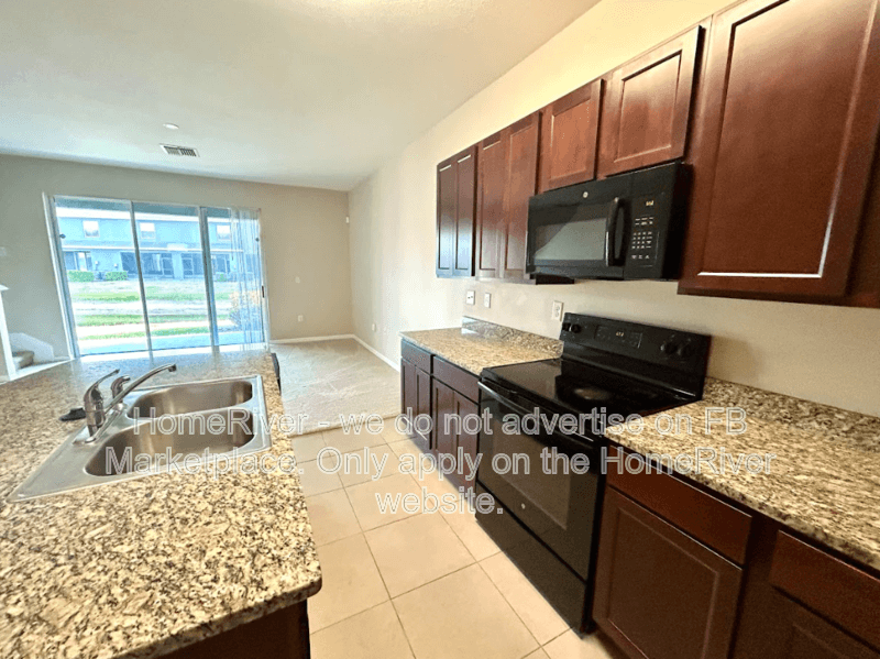 Riverview Townhome: 8831 Indigo Trail Loop
