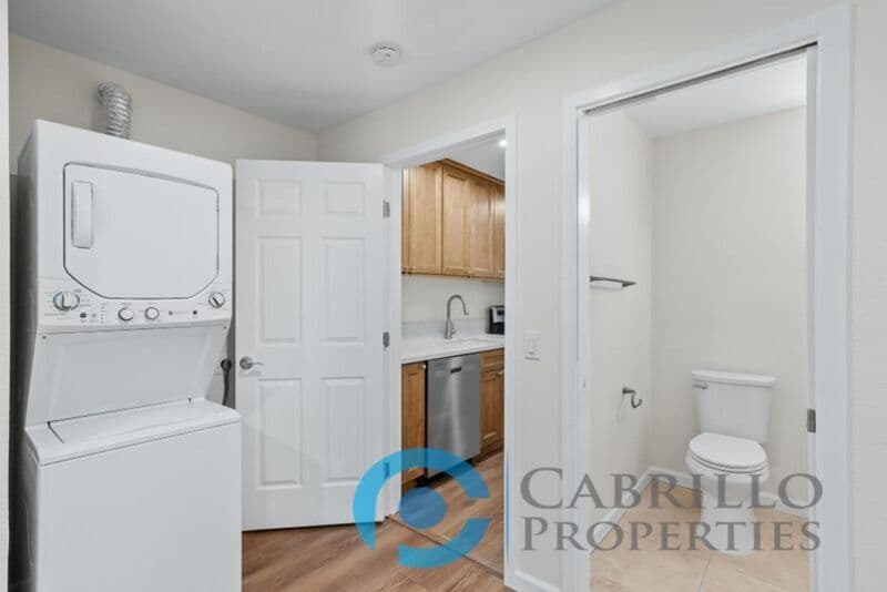 San Diego Condo: 4020 Louisiana Street