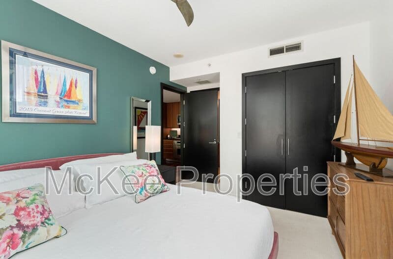 San Diego Condo: 1199 Pacific Highway