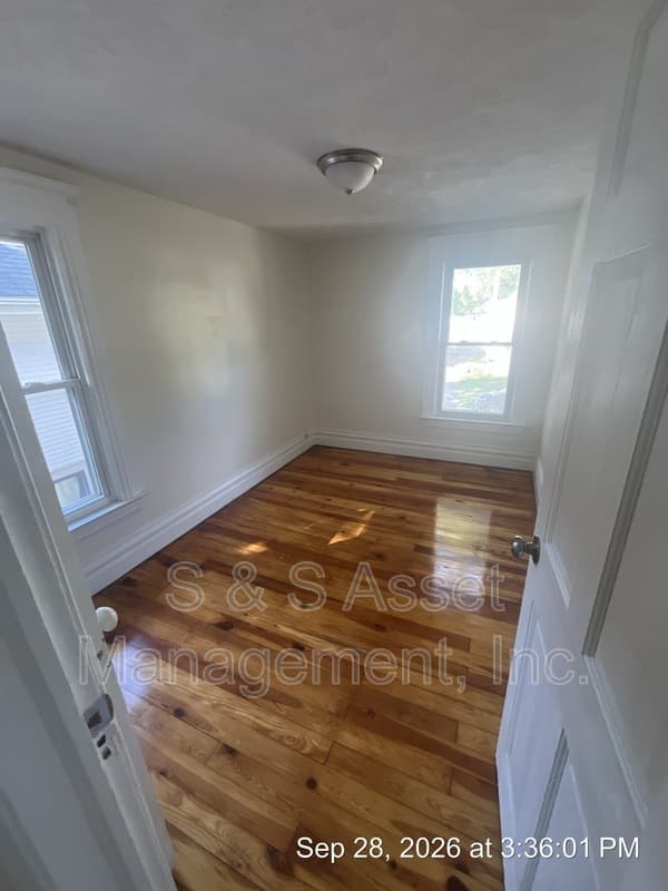 Lansing House: 1516 Vine Street