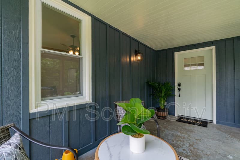 Chattanooga House: 607 Franklin St