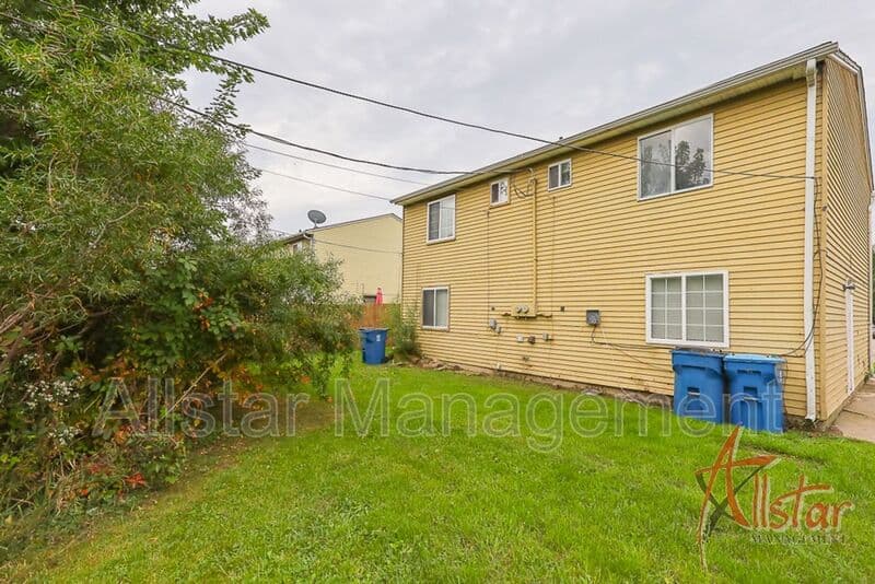 Lorain House: 1321 Massachusetts Ave