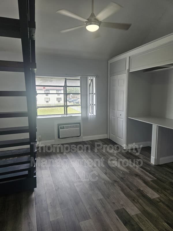 Tampa Condo: 1254 E 113th Ave