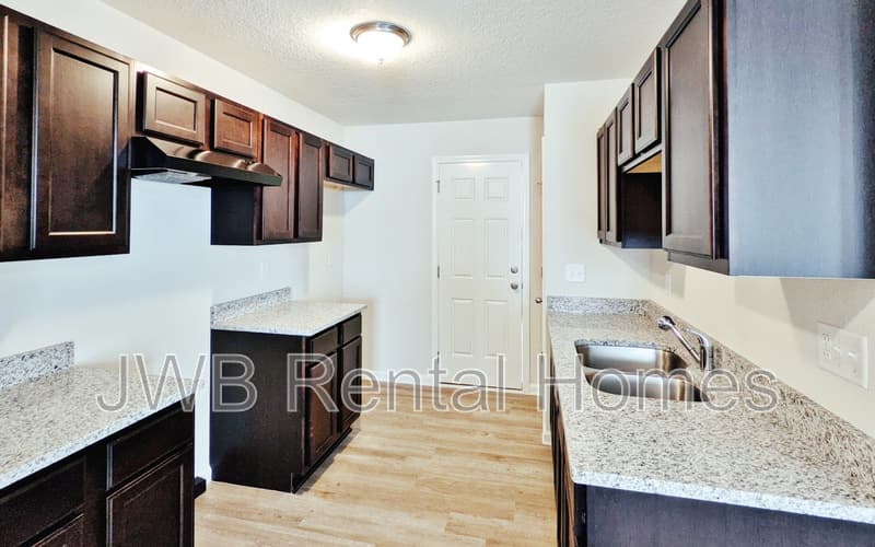 Jacksonville House: 3133 Dignan St