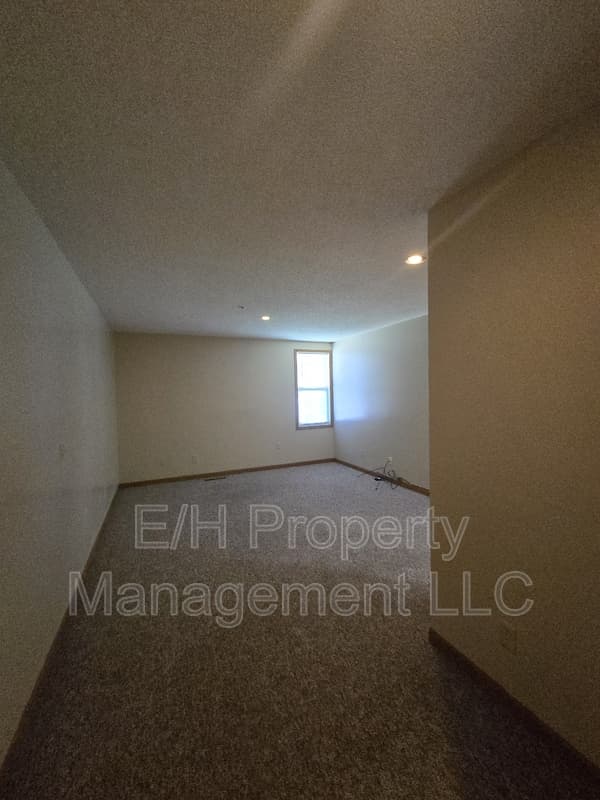 Wichita House: 2500 East 27th Street North
