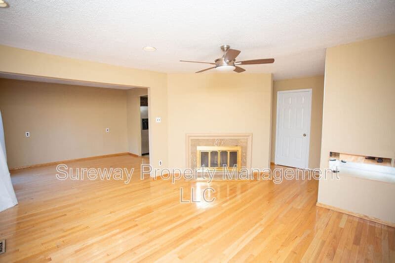 Cherry Hill Condo: 201 Society Hill