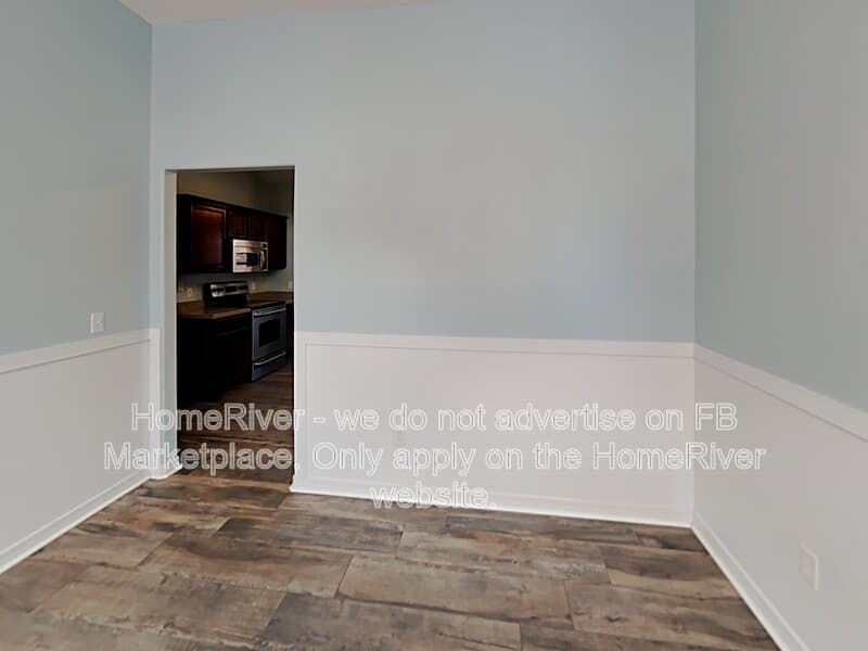 Navarre House: 7036 Sawfish St