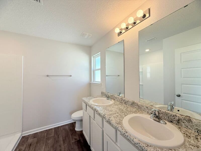 Milton House: 5784 Guinevere Ln
