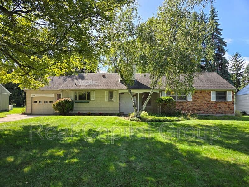 Williamsville House: 8401 Ericson Dr