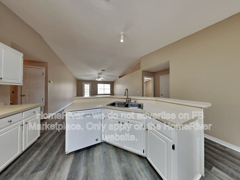 Crestview House: 2827 Atoka Trl
