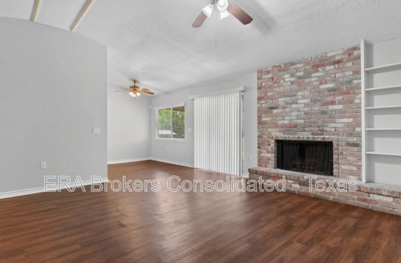 Converse House: 10341 Flatland Trail