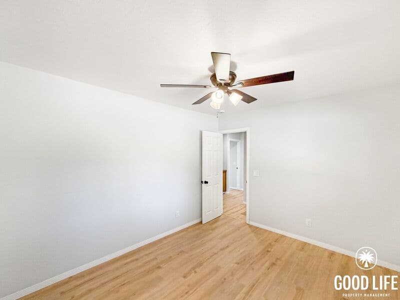 Valley Center House: 19286 Paradise Mountain Rd