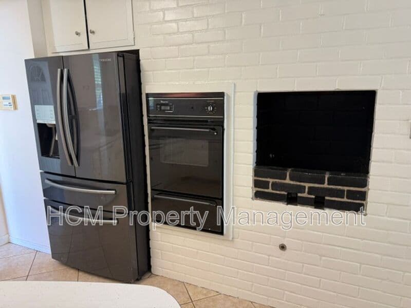 Huntington Beach House: 16402 Birdie Ln