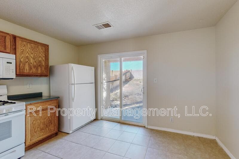 Rio Rancho House: 3473 Martin Meadows Drive Northeast