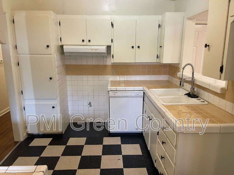 Tulsa House: 5430 North Frankfort Place