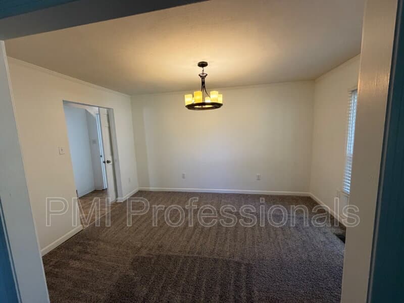 Murfreesboro House: 2988 Parkwood Drive