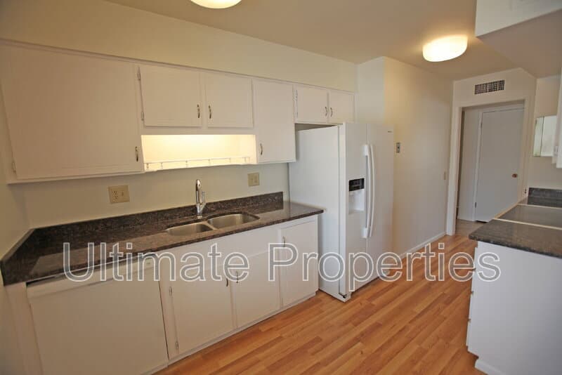 Sun City House: 9859 West Emberwood Drive