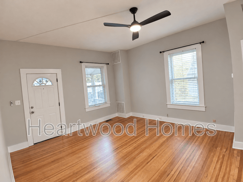 Columbia Condo: 117 Church Street