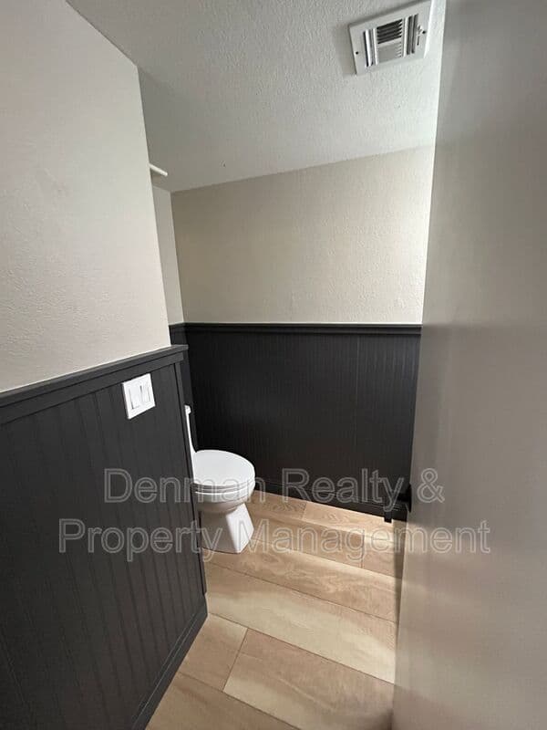 Mesa House: 5808 E. Brown Road